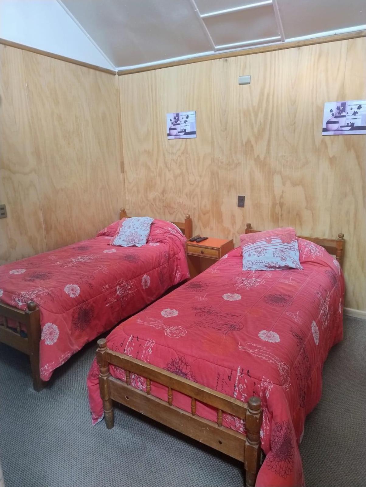 Hostal Y Residencial El Mundial Puerto Natales Kültér fotó