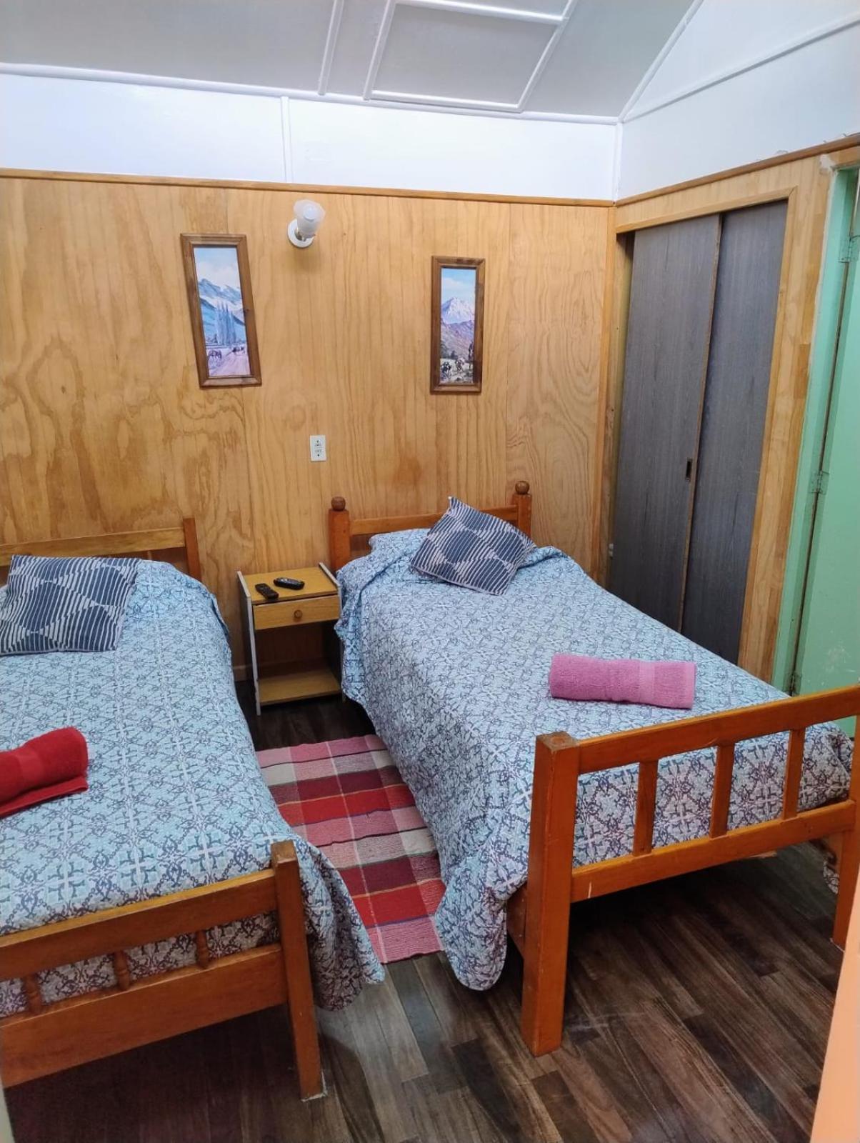 Hostal Y Residencial El Mundial Puerto Natales Kültér fotó